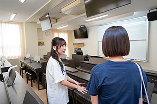 キャンパスツアー「ML教室」