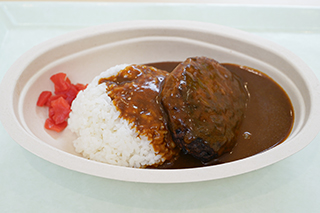3/22 柳城生も大好き！ハンバーグカレー